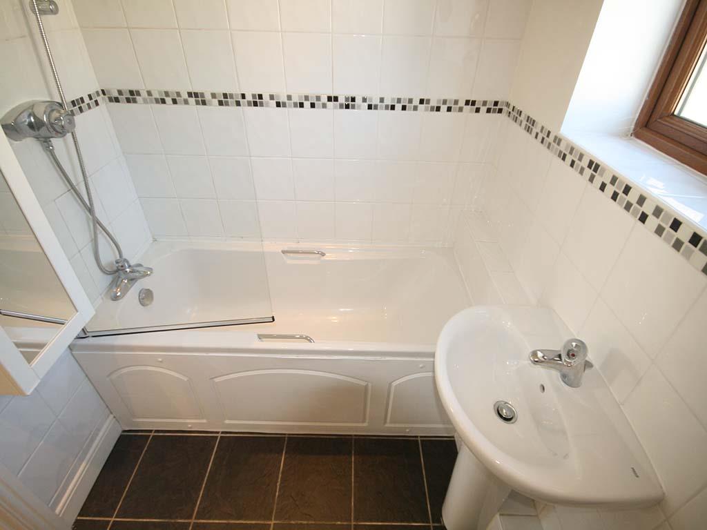 3 bedroom townhouse house Let Agreed in Barnoldswick - IMG_6715.JPG